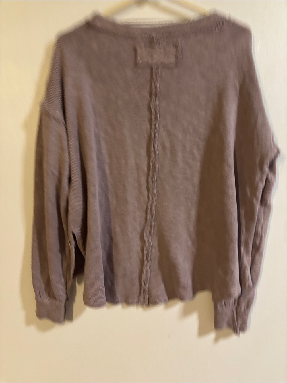 We The Free Distressed Cropped Crewneck Sweatshirt - light purple - Picture 6 of 6
